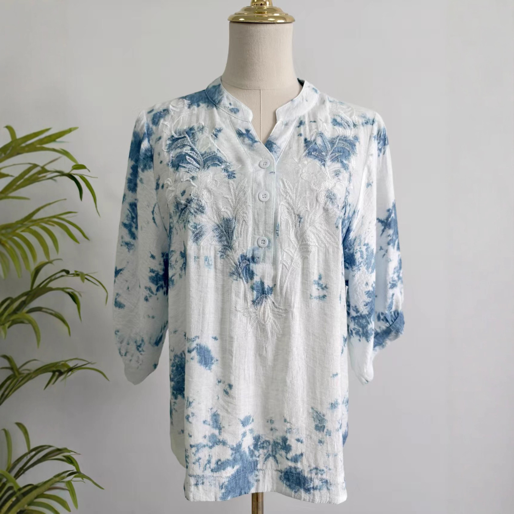 Autumn New Women's Tie-Dye T-Shirt Embroidered Mid-Sleeve Shirt V-Neck Loose Commuter Top Dali Tie-Dye Top