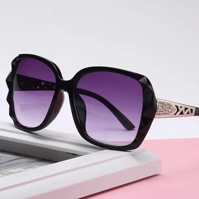 European and American Fashion Trendy Large Frame Sunglasses Korean Style Women's Fashion Anti-Uv Sunglasses Driving and Cycling Glasses Wholesale European and American Fashion Trendy Large Frame Sunglasses Korean Style Women's Fashion Anti-Uv Sunglasses Driving and Cycling Glasses Wholesale