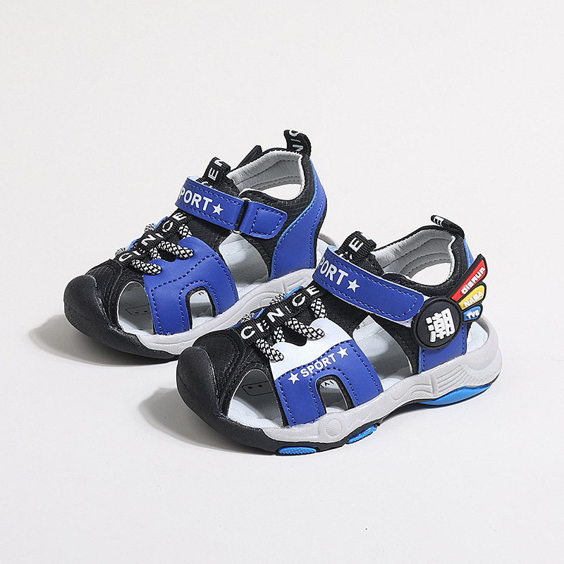 2023 verano cómodo en stock zapatos casuales de los niños zapatos de playa de los niños del bebé de moda estilo coreano zapatos del niño del bebé intermitente sandalias