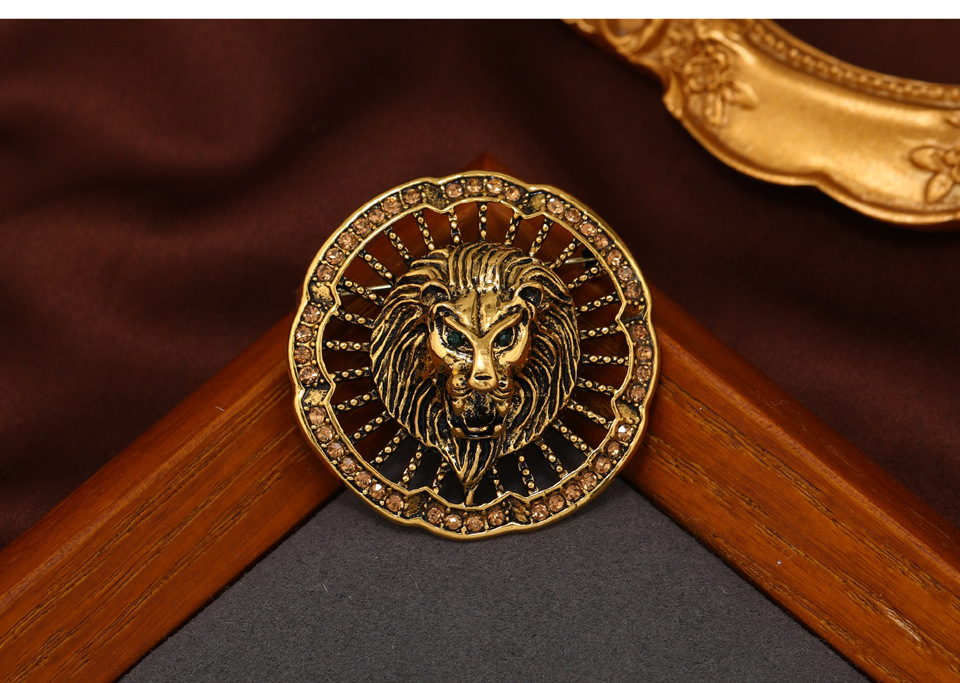 Alloy Material Retro Pin Lion Alloy Plating Unisex Brooches