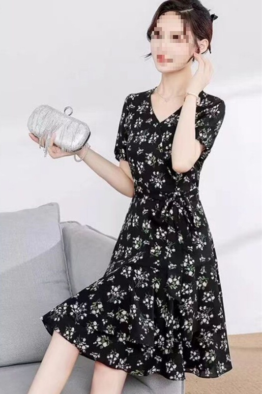 Gentle French-Style Retro Floral Dress 2024 Summer New Waist-Cinching Model with a High-End Feel, Petite and Ultra-Fairy Chiffon Dress