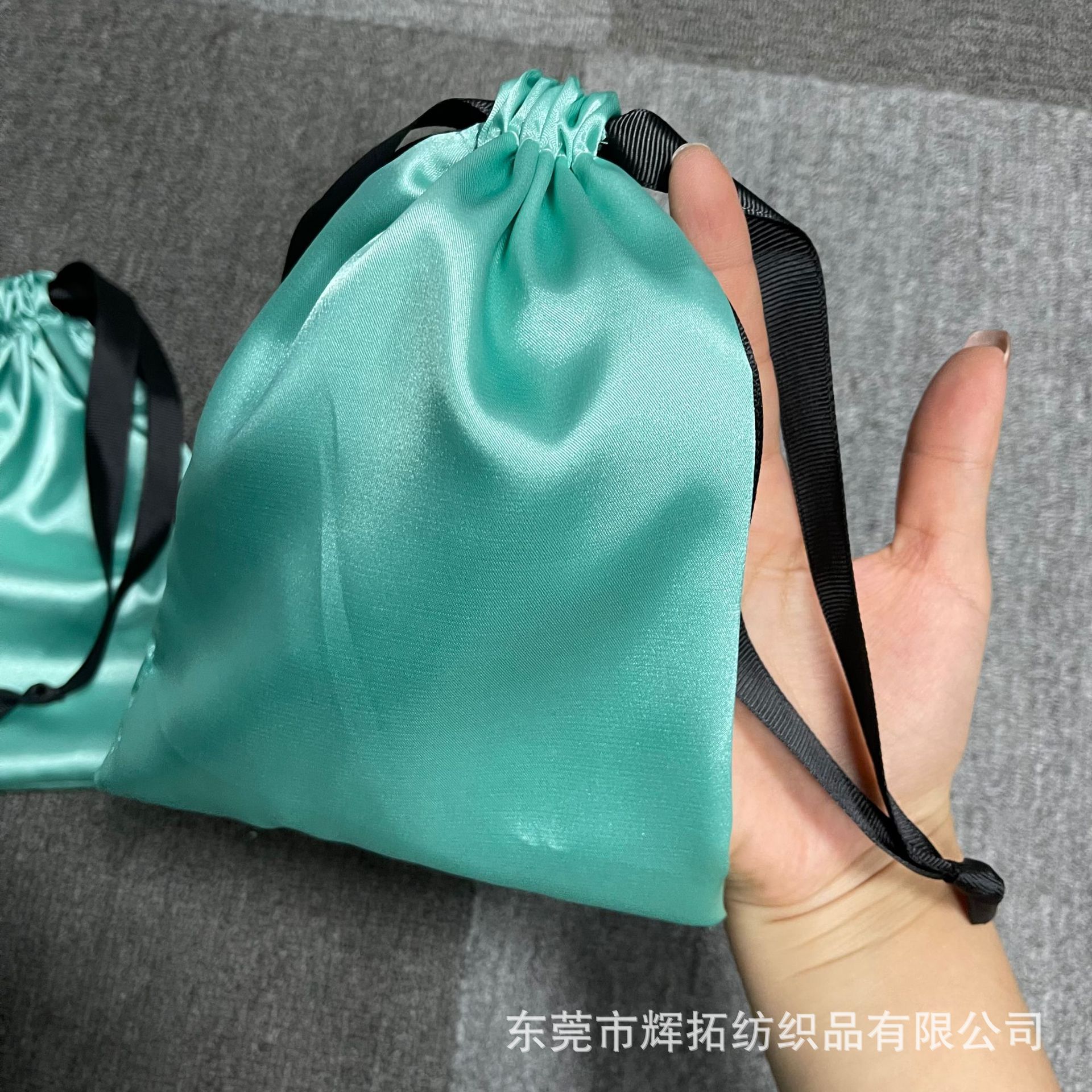 7ED76931FF358D76F99E1895E675BE