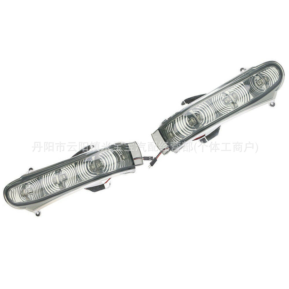 Suitable for 99-06 Mercedes-Benz W215 W220 S600 Reversing Mirror Turn Signal Light 2208200521/0621
