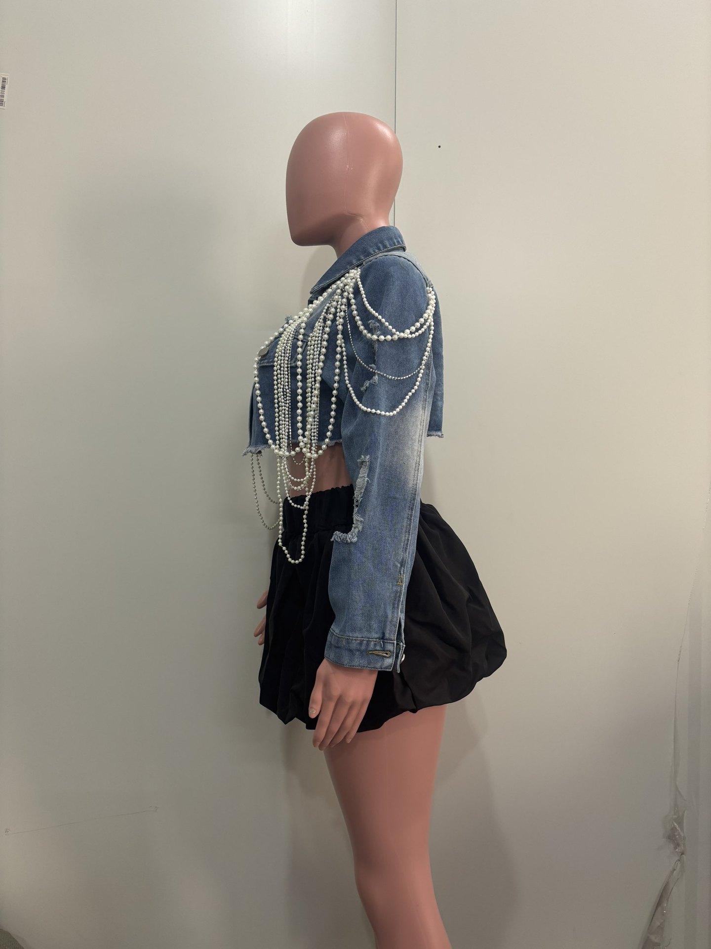 Women's Denim Jacket With Pearl Embellishments Vintage Style_voghion.com