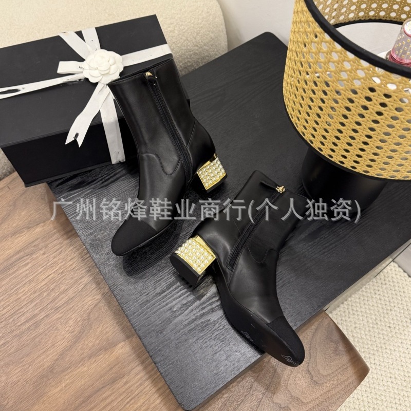 小香风拼色时装短靴女2025秋冬新款杏色珍珠粗跟羊皮弹力瘦瘦靴子|undefined
