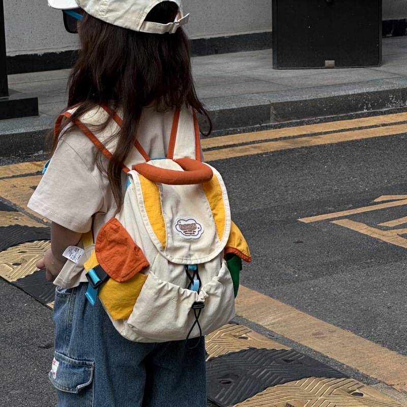 New Trendy Casual Primary School Bag with Color Matching and Contrasting Color Large Capacity Backpack Outdoor Travel Children's School Bag New Trendy Casual Primary School Bag with Color Matching and Contrasting Color Large Capacity Backpack Outdoor Travel Children's School Bag