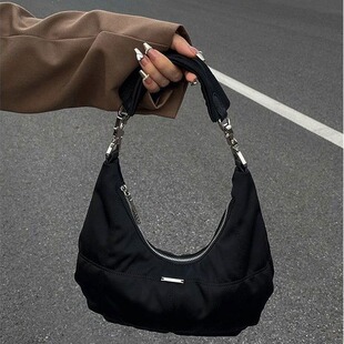 New Black Retro Hot Series Sunny Clouds Bag Niche Design Casual Fashion Crescent Bag Shoulder Underarm Bag