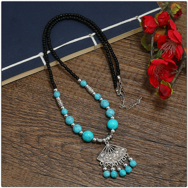 Hanfu Pendant Necklace, Retro Beaded Fan Pendant Accessory — Red or Turquoise, Lightweight 15×3×10 cm
