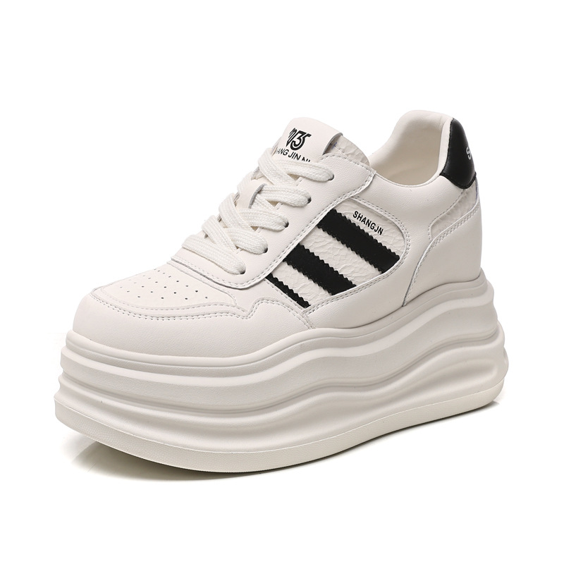 Giày sneaker nữ đế dày tăng chiều cao phong cách thời trang dễ phối đồ — Màu đỏ be