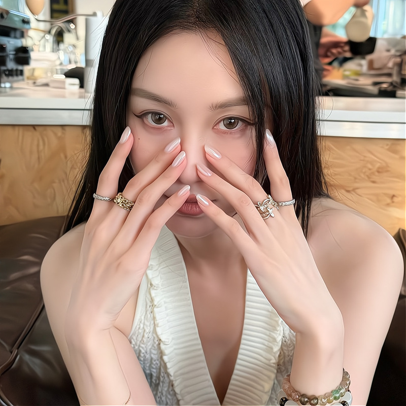 【Ling Luo Original】Pure Desire French Style Gentle Electroplated White Moonlight Nude Glass Beads Cat Eye Handmade Nail Art Wholesale