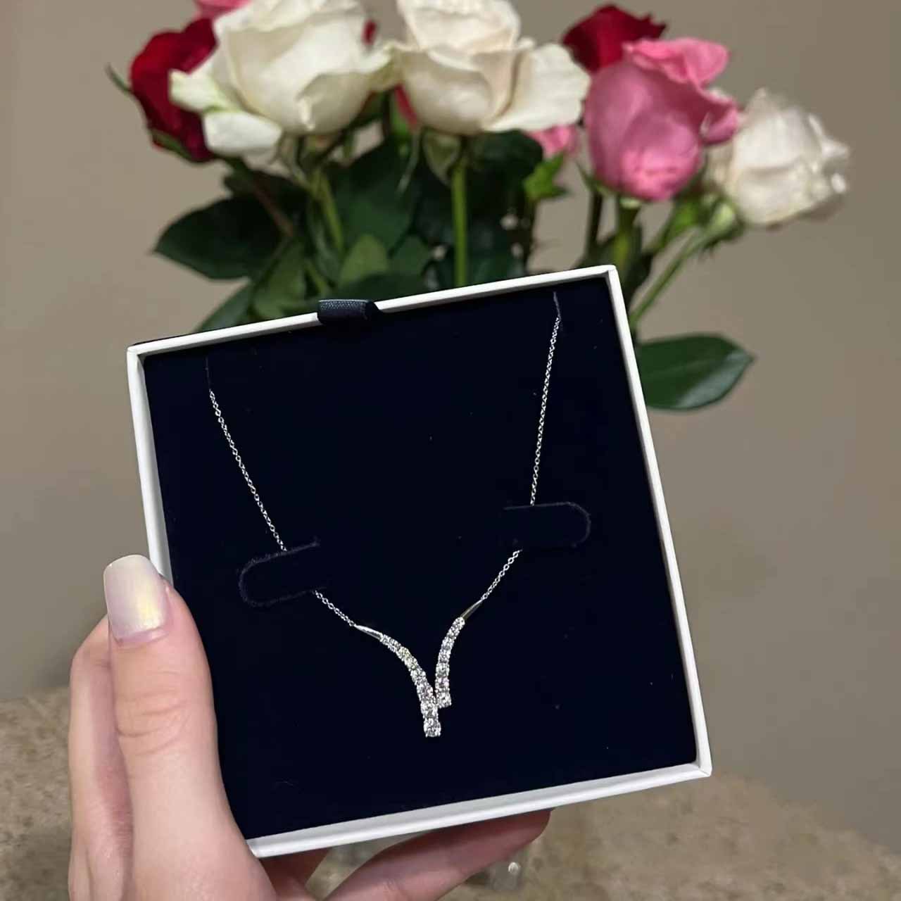 Elegante Diamantkette Für Damen - Funkelndes Halsschmuck-accessoire_voghion.com