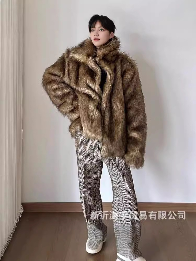 2024 Europa y América abrigo de piel de hombre abrigo de pelo de lobo cálido abrigo abrigo de pelo de estilo punk corto aumento