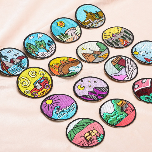Original quality embroidered logo round badge outdoor animal patch stickers cross-border supply clothing accessories embroidered cloth stickers