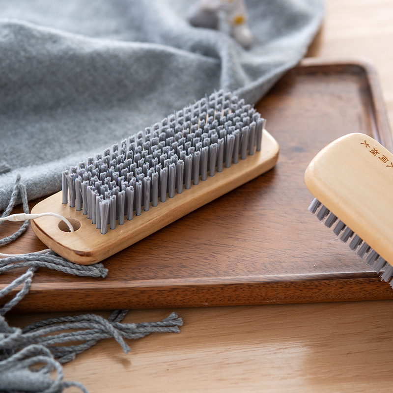 Fabricantes al por mayor cepillo de ropa de madera sólida, cepillo de ropa de pelo suave, cepillo de lavandería de pelo denso, limpieza, descontaminación, cepillo de limpieza no daña ropa image 2