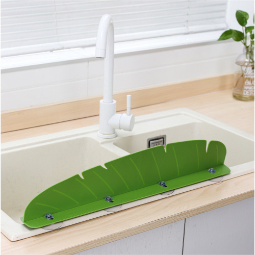 Household kitchen sink water shield banana leaf shape washing dishes and vegetables anti-splash suction cup partition water shield
