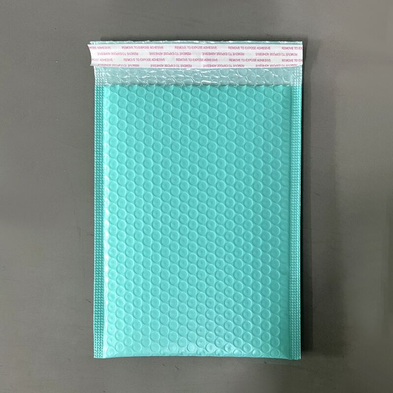 Rosa co-extruida película engrosada bolsa de burbuja bolsa de espuma negra bolsa de embalaje de ropa desnuda púrpura bolso expreso fabricante al por mayor