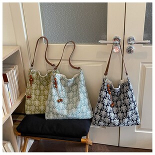 ��2��6�xͬ��͹��w�B���ذ���ˇӡ��㼑д������μ�Ҹ�·�����