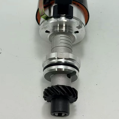 037905205C 048905205B – Distributor