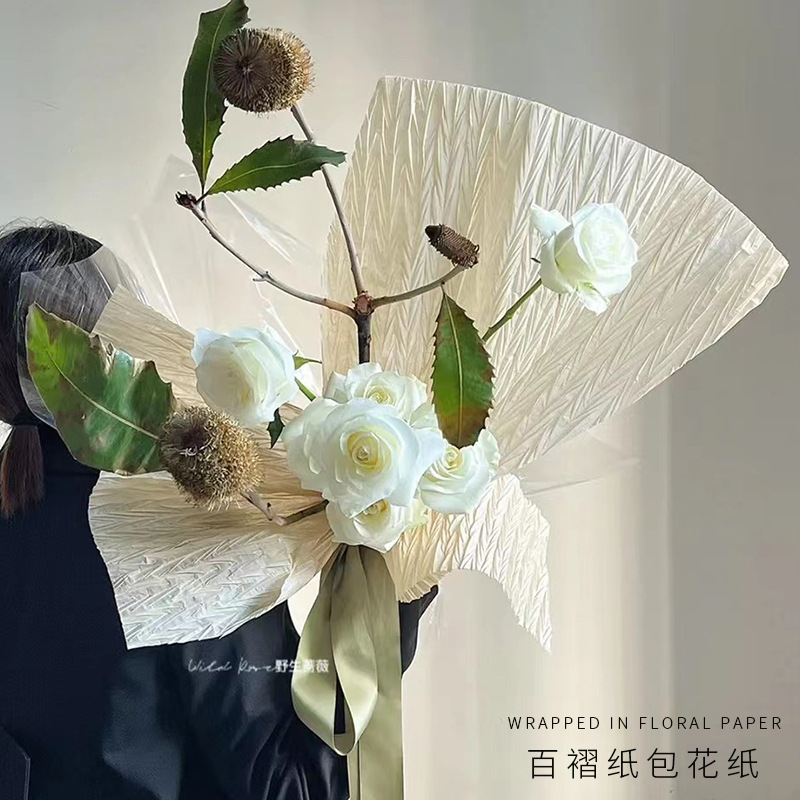 Embalaje de flores papel plisado decoración floral papel de arte plisado en forma de V material de la tienda de flores no tejidas ramo de papel de regalo
