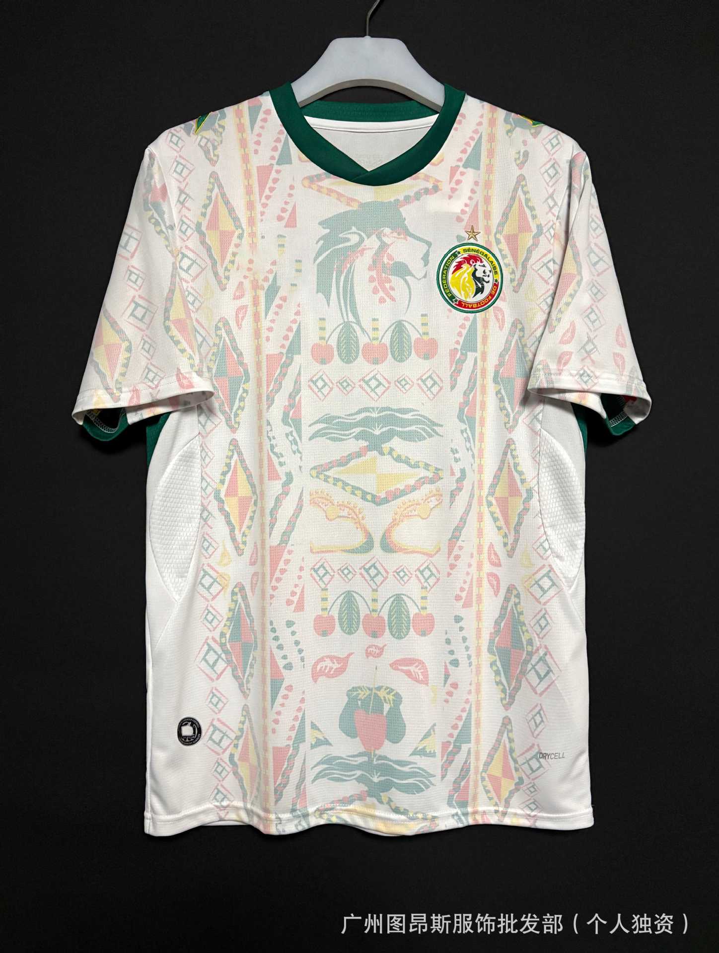 25 nuevas camisetas de fútbol Barcelona Arsenal Brasil Real Madrid Napoli Juve París Jersey al por mayor