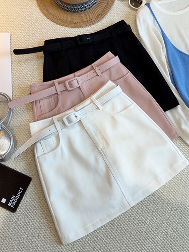 2026 spring new Korean style pink age-reducing high-waist a-line skirt women's all-matching slimming bag hip short skirt trend