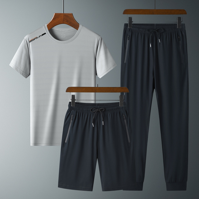 Ropa de verano de secado rápido traje de manga corta deportiva para hombres talla grande Camiseta de seda de hielo pantalones de estudiante traje de tres piezas