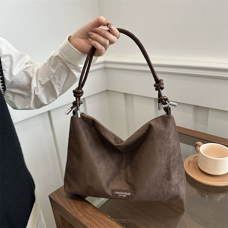 Ретро-премиальный смысл оленьей кожаный бархат женская сумка новая высокая ценность для поездок на работу дикая сумка через плечо повседневная сумка на плечо подмышечная сумка