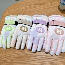 冬季儿童手套加绒防滑宝宝玩雪手套卡通加厚滑雪手套儿童保暖手套