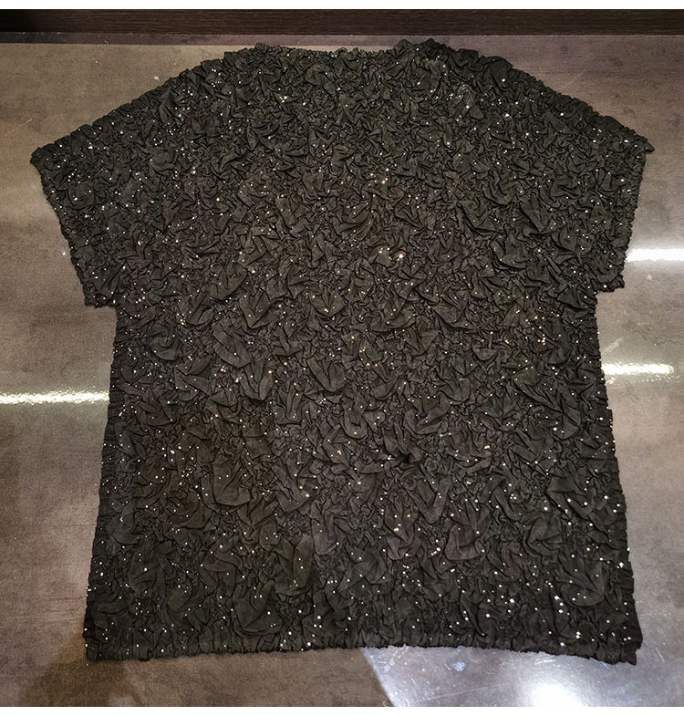 Áo thun ngắn tay nữ cổ tròn xếp li dập nổi kim cương, chất liệu cotton phối polyester, form suông thoải mái, phù hợp đi làm và dạo phố mùa hè — Màu hồng, Màu xanh lá, Màu mơ chi tiết 35
