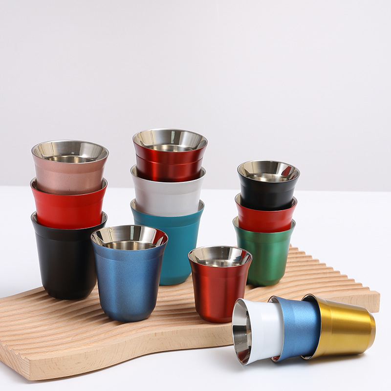 Creativo 304 taza de cerveza de acero inoxidable de doble capa de aislamiento al vacío anti-scald taza de café al aire libre camping portátil pequeña taza de vino