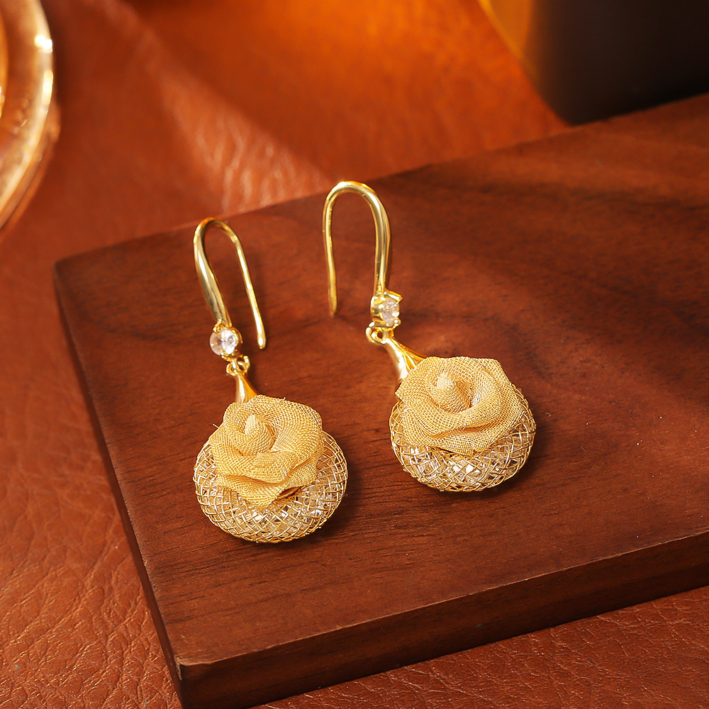 Designed Mesh Rose Diamond Earrings, High-End Fashion, Accessible Luxury, Elegant and Romantic Earrings for Women