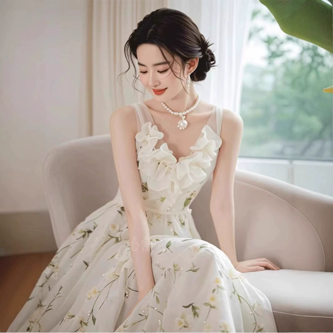 Женское платье с французским белым кружевным воротником и подвязками для перерыва на чай, новинка 2025 года, элегантная длинная юбка, стильная и удобная одежда