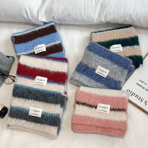 2024 new style dopamine striped color-blocking knitted warm scarf for women, high-end neck scarf and neck protector for students, versatile and trendy