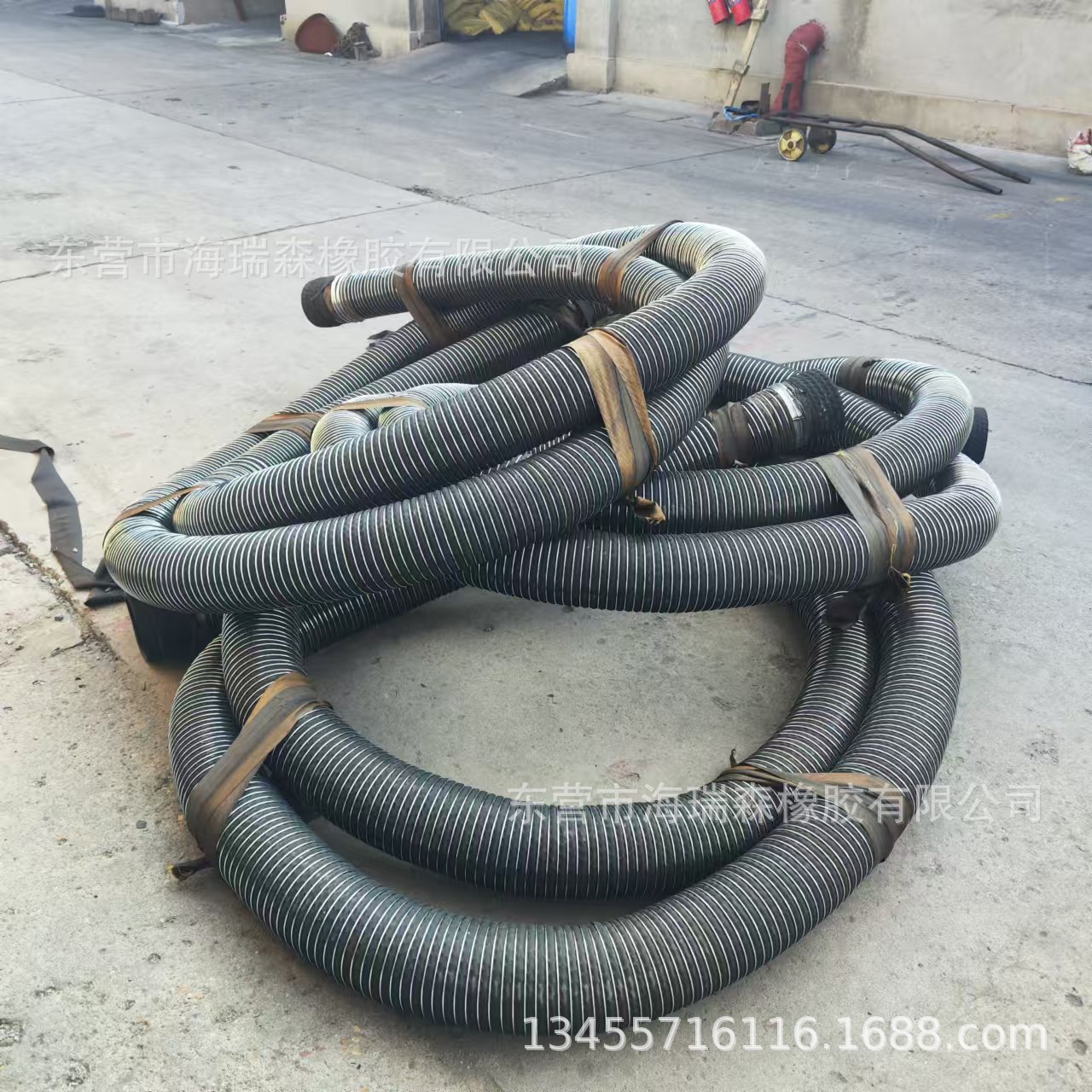 抗老化耐腐蚀钢丝橡胶管吸排污水环卫车配套专用橡胶钢丝软管