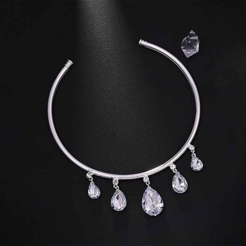 Nuevo collar de gota de agua transfronteriza, collar de diamante simple, accesorios personales, collar