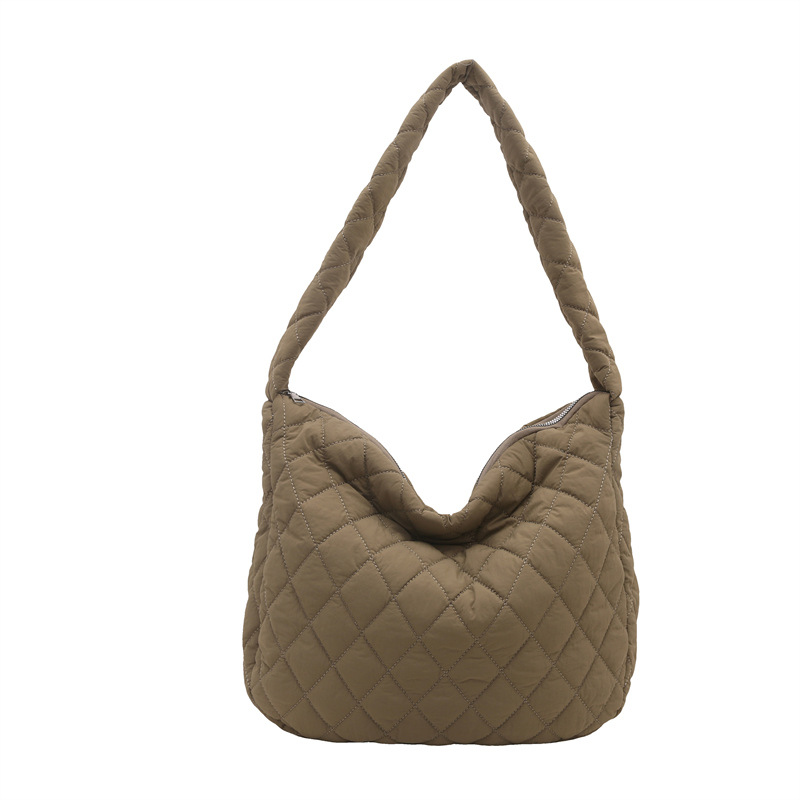 Bolsa coreana bordada a rejilla 2024, nueva bolsa de hombro casual de gran capacidad, bolsa de hombro de algodón simple, literatura y arte.