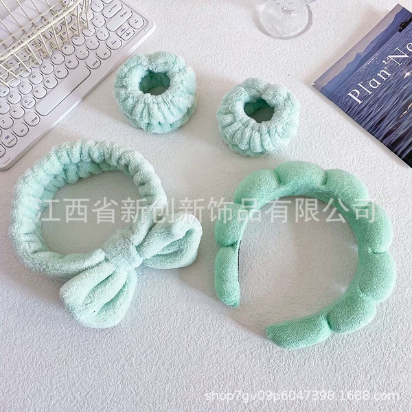 Emerald green set, 4 piece set