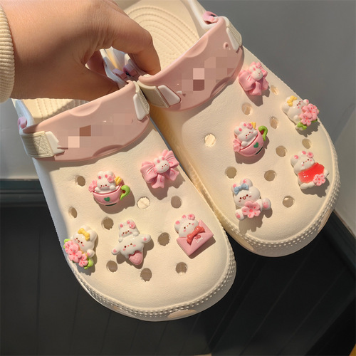 Spring and summer new style Sakura Rabbit Bear Girl Cute Croc Shoes Shoes Accessories Shoe Buckle Detachable Girls Slippers