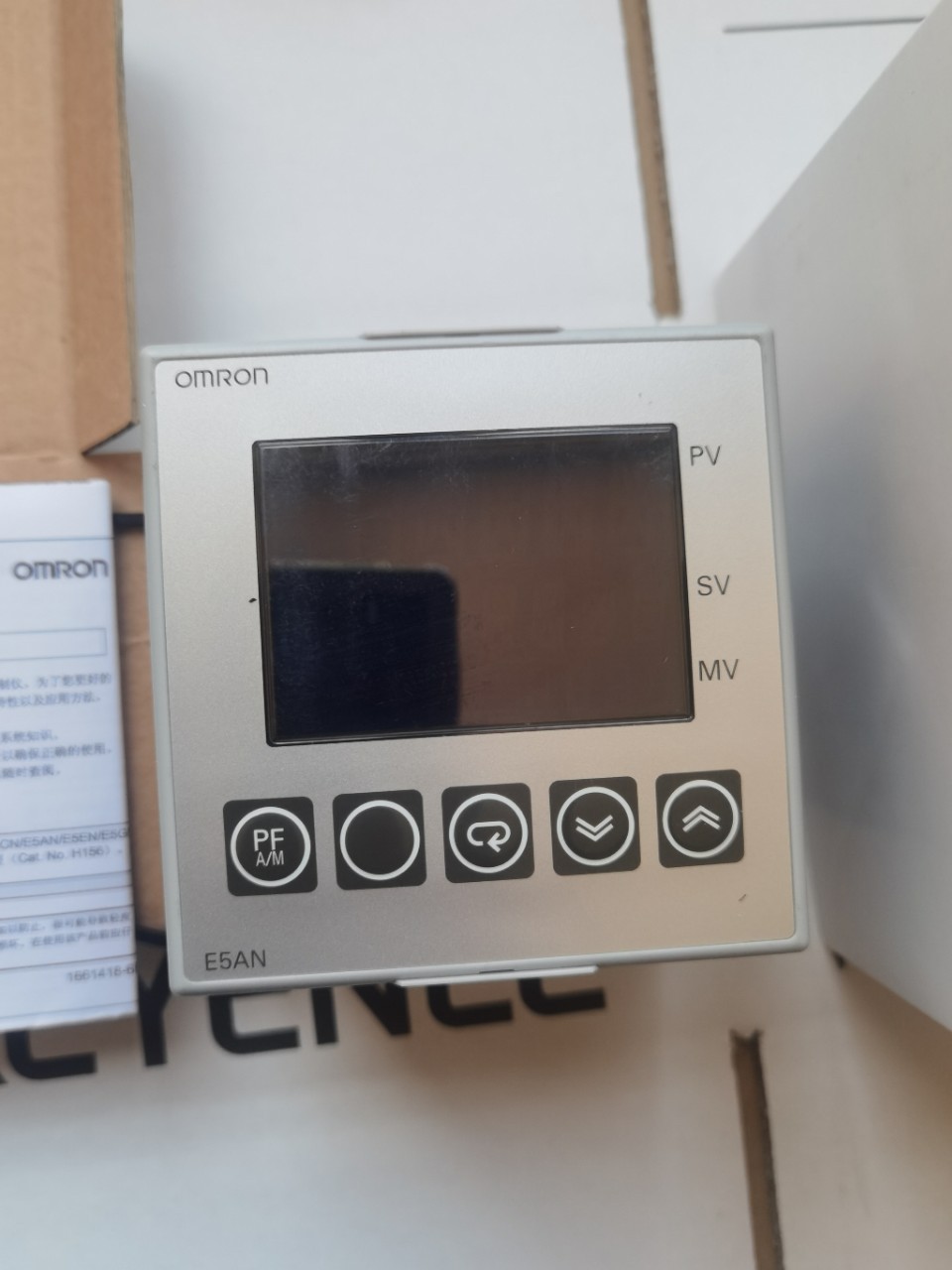 温控表 E5AN-Q3HBTD-W-N. Q3MTD-W-500-N