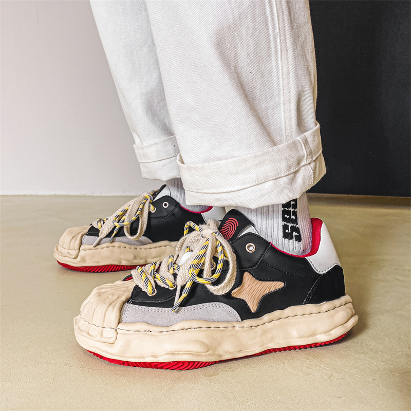 Nouveau design de niche : Sanyuan Kangyu Shell Head Dissolved Korean Thick Sole Sports et Casual Lace up Board Shoes pour hommes_voghion.com