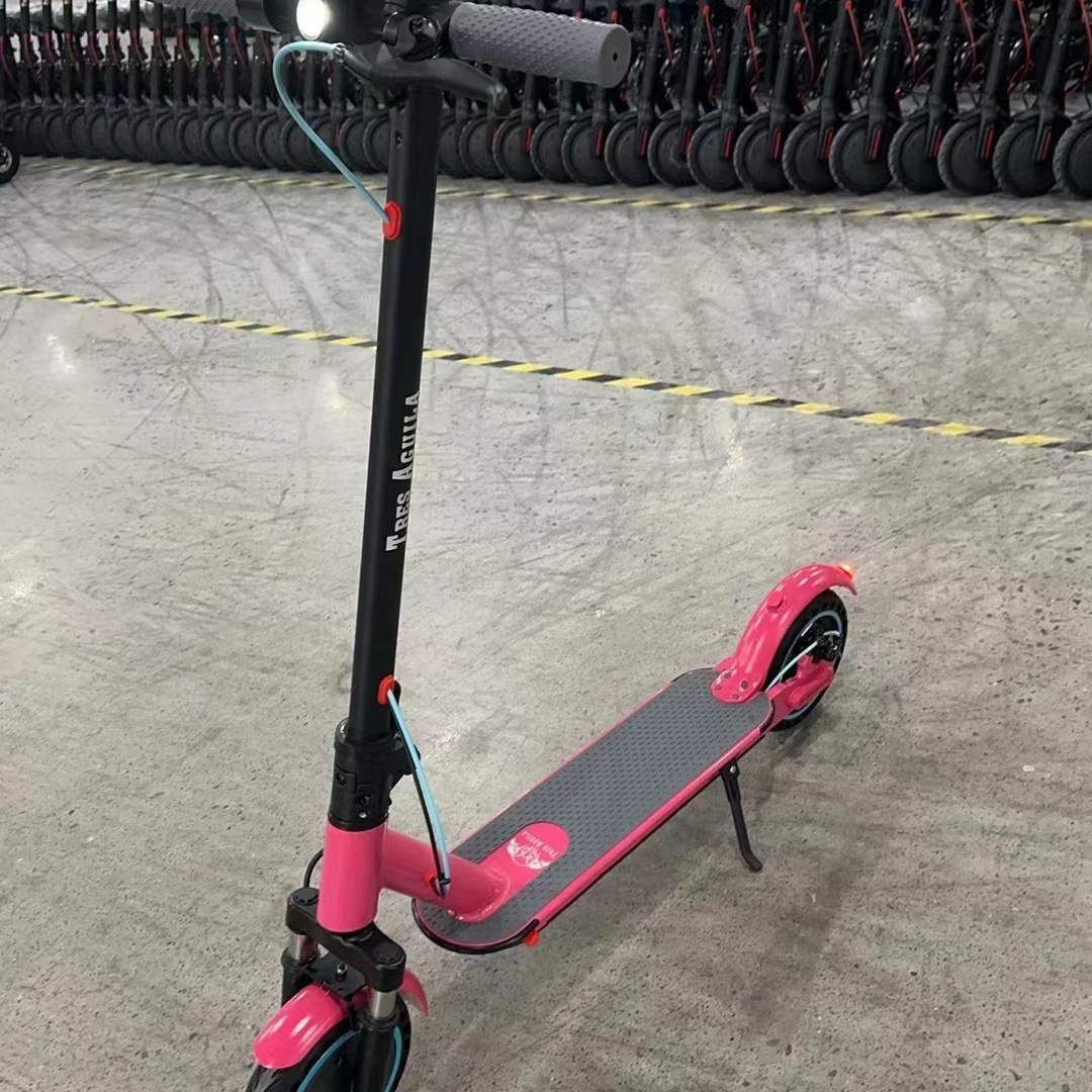 Scooter eléctrico transfronterizo de 8,5 pulgadas 350w scooter de doble amortiguación para adultos scooter de larga duración