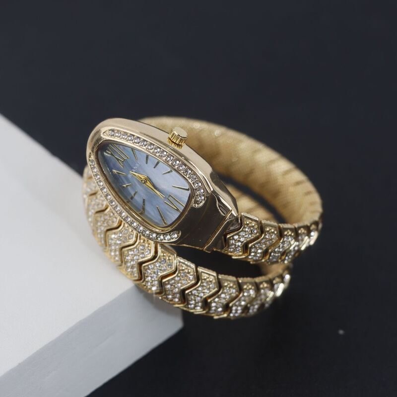 Cross-Border Snake-Shaped Full-Diamond Watch Bracelet Jewelry Wrapped Around Fashionable and Versatile Small Dial Diamond-Encrusted Light Luxury Niche Quartz Watch