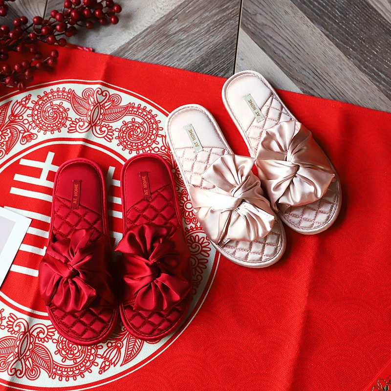 Четыре сезона свадебные тапочки пара женщин новый весенний и осенний праздничный красный шелк приданое противоскользящие домашние тапочки оптом