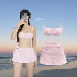 新款显瘦度假泳衣比基尼纯欲三件套游泳衣女高级感性感泳装bikini