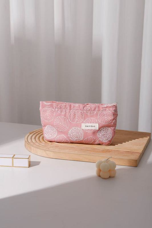 新しいスタイルの新鮮でシンプルな文学綿とリネンの刺繍入り女性用化粧品バッグポータブル収納袋大容量クラッチバッグホワイト|undefined