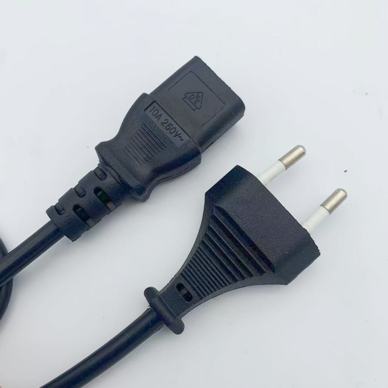 正品保障 2芯欧洲带三孔品字插头线2x0.75平方欧标电源线