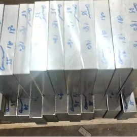 装饰板材;铝及铝合金材;铝合金