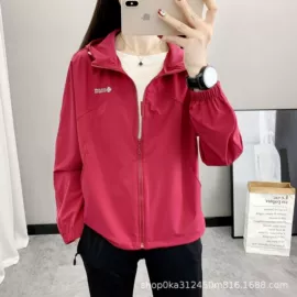 冲锋衣、裤;速干t恤;抓绒衣裤