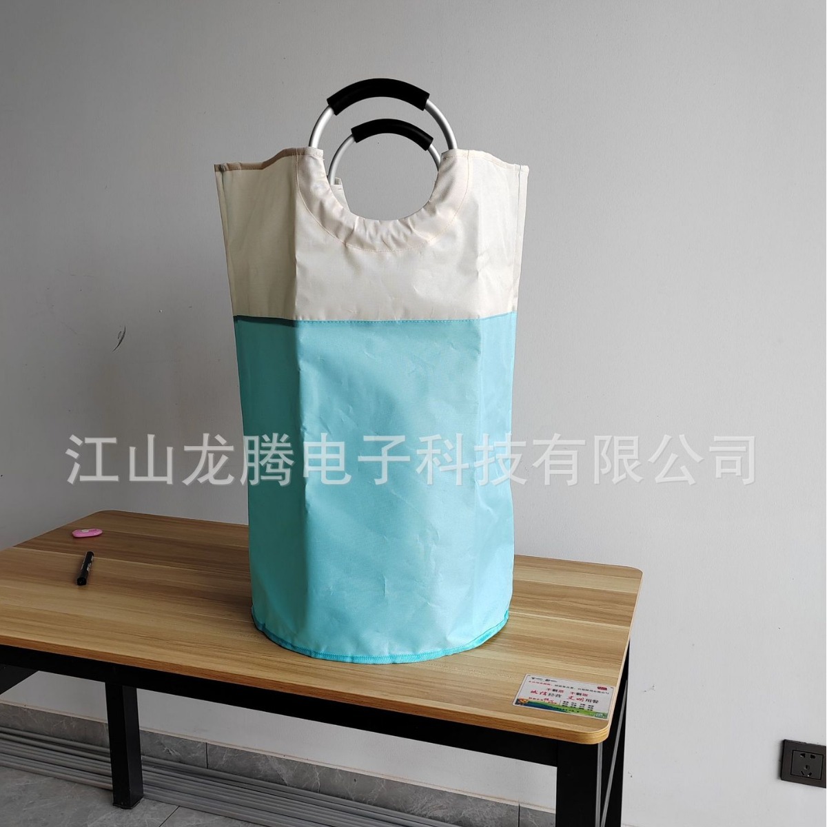 Storage basket laundry blue aluminum handle bathroom foldable Oxford cloth dirty clothes factory direct supply can be made