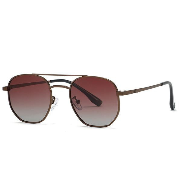 Retro fashionable sunglasses solar-powered